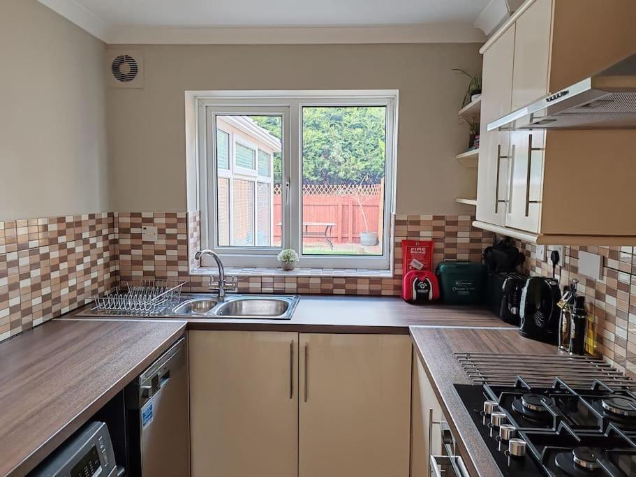 Modern Living In Hull Kingston upon Hull Exterior foto
