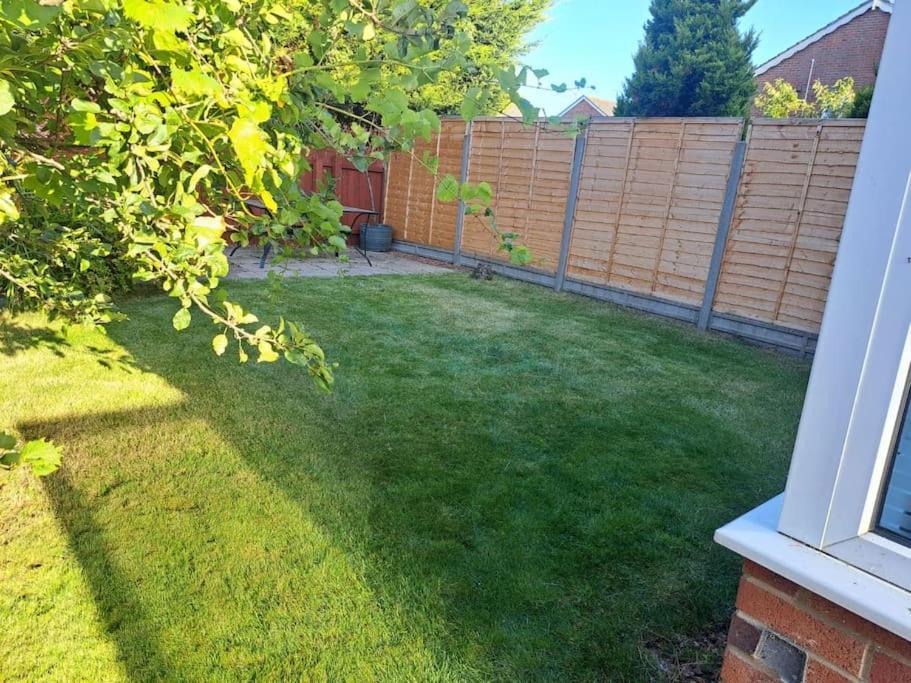 Modern Living In Hull Kingston upon Hull Exterior foto